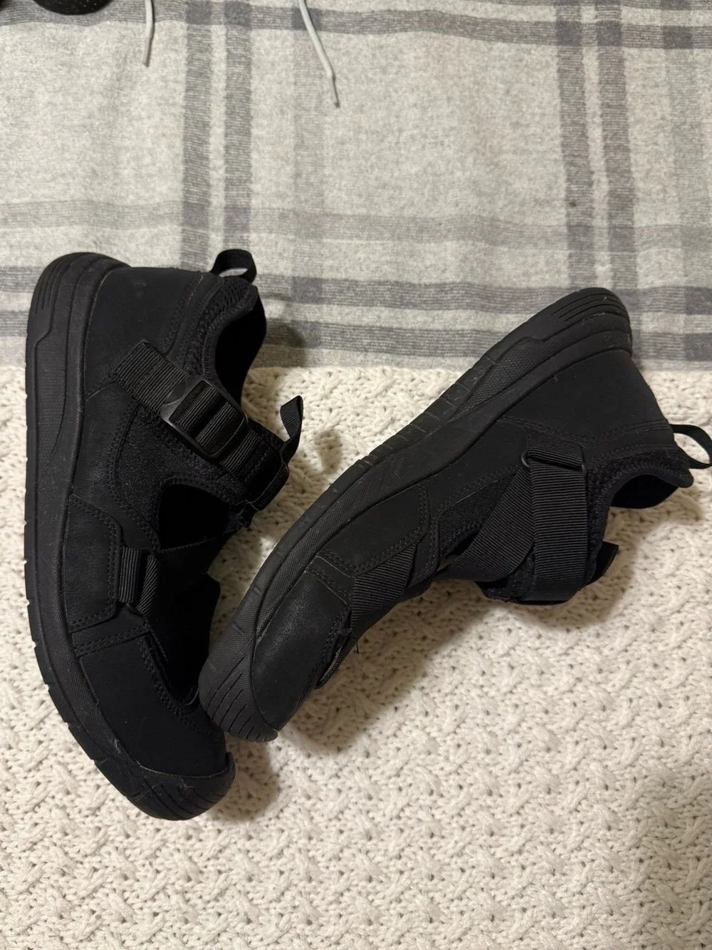 Keen Sneakers ZERRAPORT TRAIL Men TRIPLE BLACK/BLACK 10.5